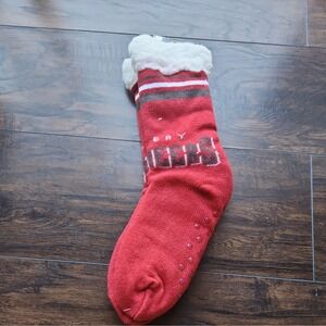 NFL Footy Sherpa Sock Slippers - Tampa Bay Buccaneers Women's 6-10 Men's 5-9